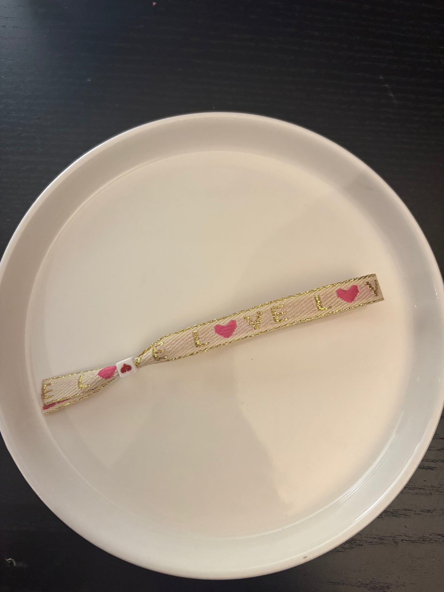 Lintarmband Love goud